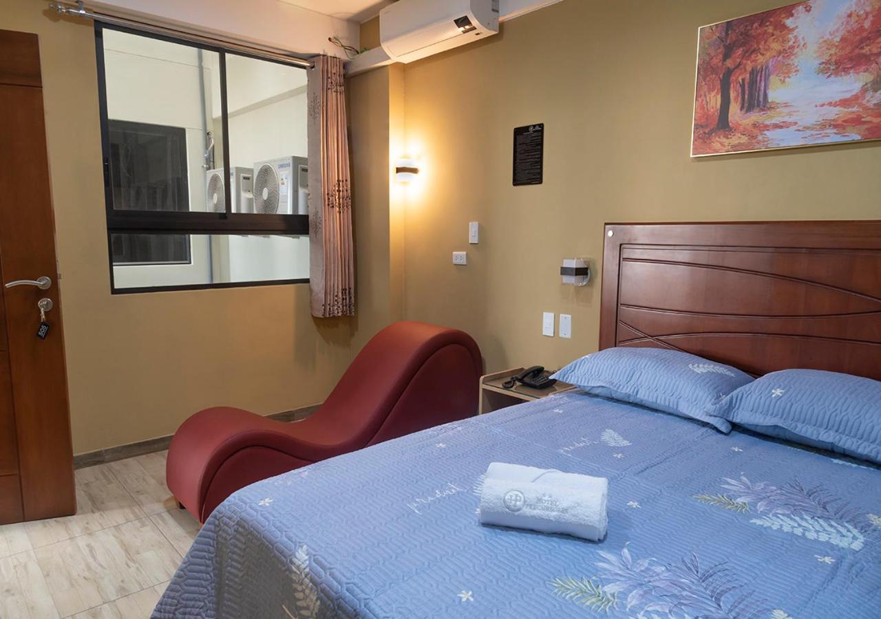 Hotel Precursores