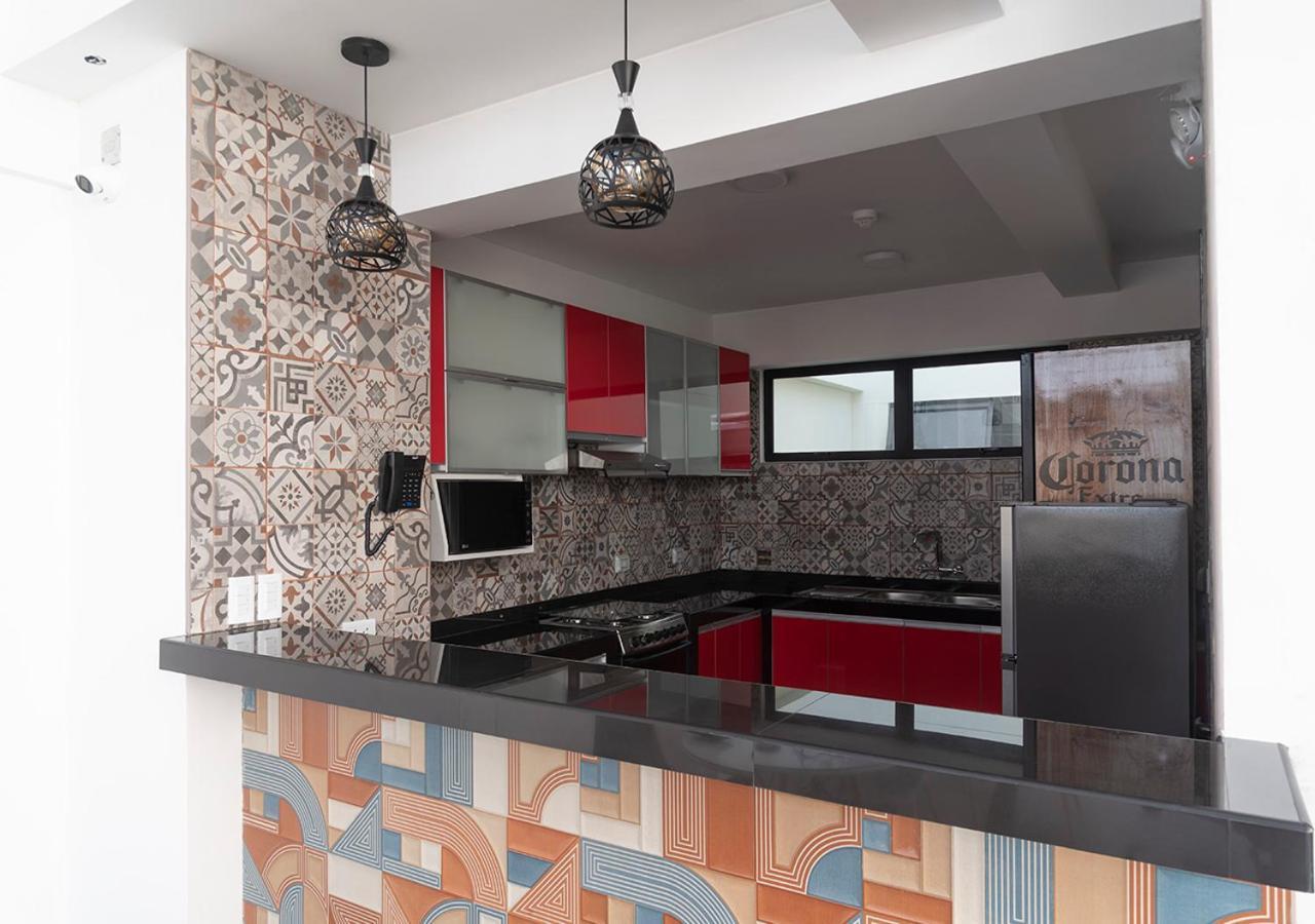 Hotel Precursores