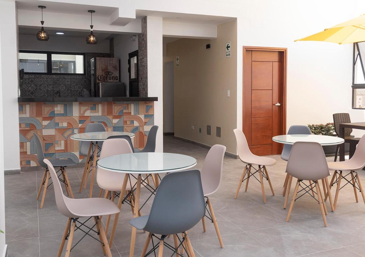 Hotel Precursores