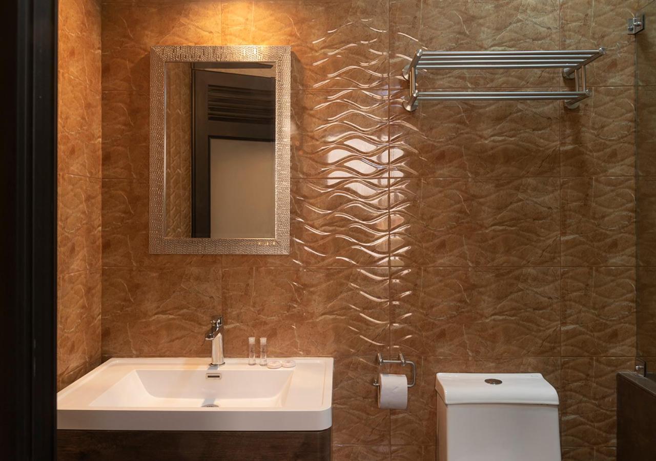 Hotel Precursores